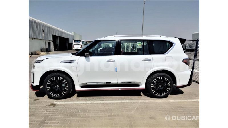 Big with watermark nissan patrol ashanti import dubai 44037