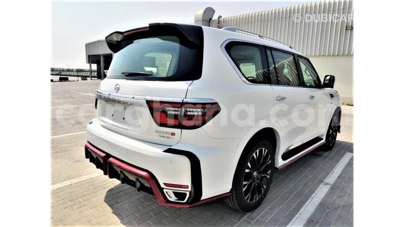 Big with watermark nissan patrol ashanti import dubai 44037