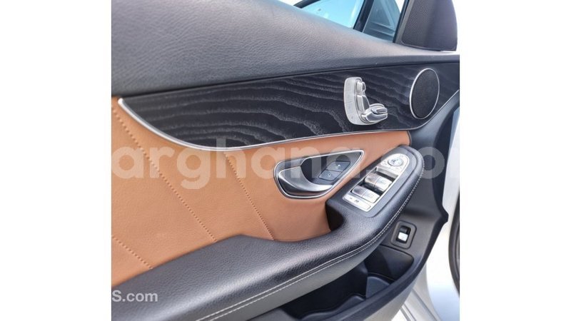 Big with watermark mercedes benz a200 ashanti import dubai 44039