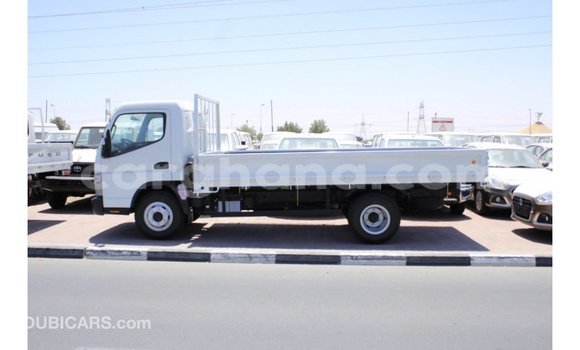 Buy Import Mitsubishi i White Car in Import - Dubai in Ashanti Buy Import Mitsubishi i White Car in Import - Dubai in Ashanti