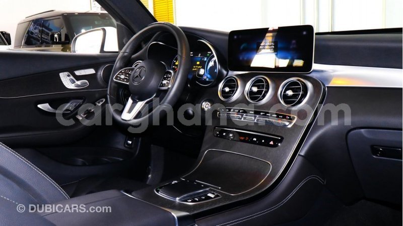 Big with watermark mercedes benz a200 ashanti import dubai 44043