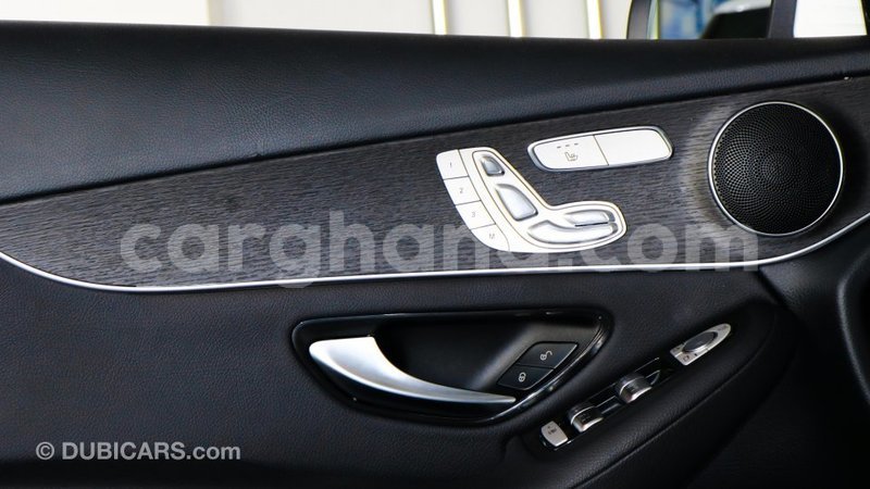 Big with watermark mercedes benz a200 ashanti import dubai 44043