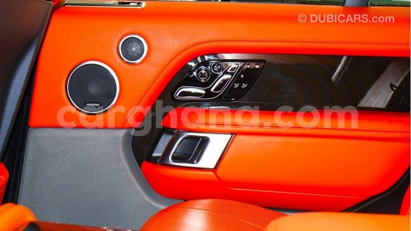 Big with watermark land rover range rover ashanti import dubai 44045