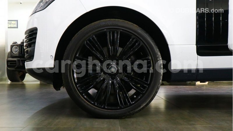 Big with watermark land rover range rover ashanti import dubai 44045