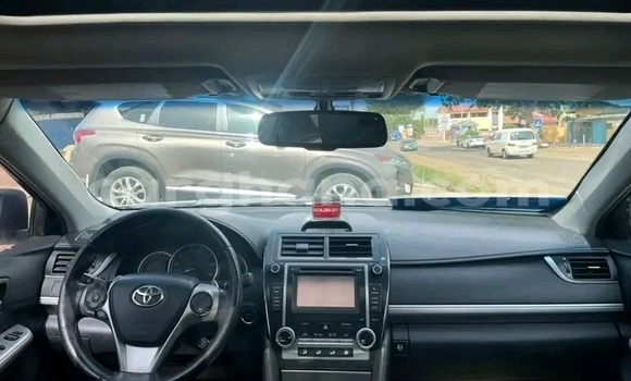 Buy Used Toyota Camry White Car in Accra in Greater Accra Buy Used Toyota Camry White Car in Accra in Greater Accra