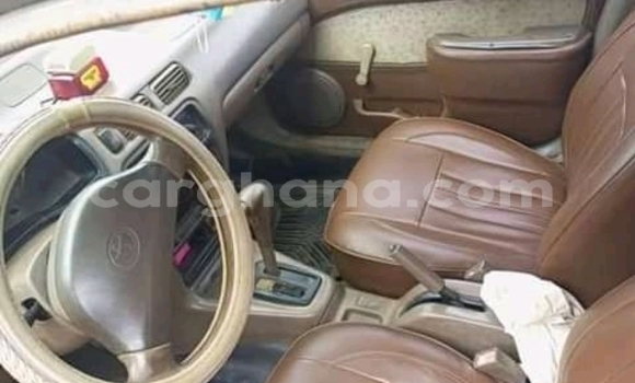 Sayi Na hannu Toyota Corolla Azurfa Mota in Accra a Greater Accra Sayi Na hannu Toyota Corolla Azurfa Mota in Accra a Greater Accra