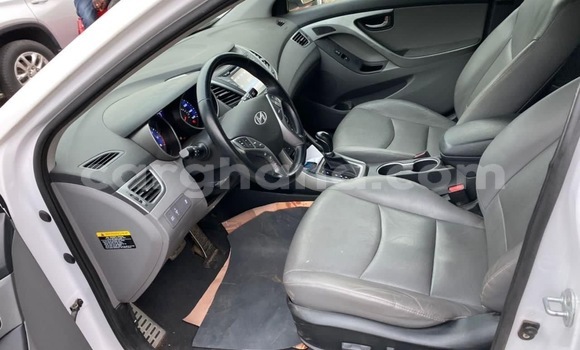 Buy Used Hyundai Elantra White Car in Tema in Greater Accra Buy Used Hyundai Elantra White Car in Tema in Greater Accra