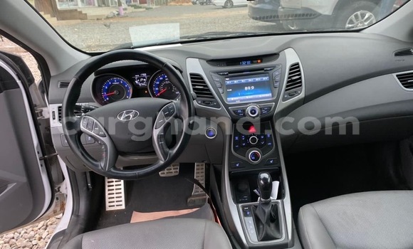 Buy Used Hyundai Elantra White Car in Tema in Greater Accra Buy Used Hyundai Elantra White Car in Tema in Greater Accra