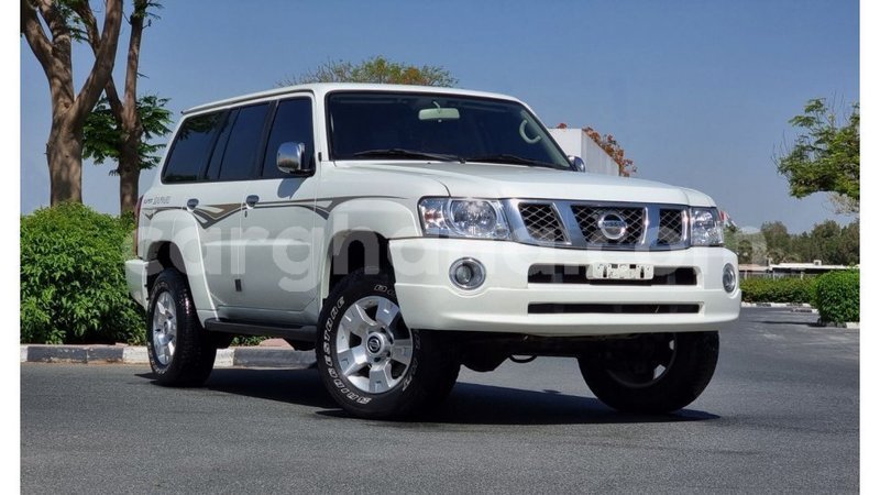 Big with watermark nissan patrol ashanti import dubai 44085