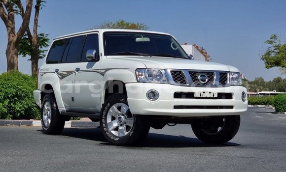 Sayi Imported Nissan Patrol White Mota in Import - Dubai a Ashanti Sayi Imported Nissan Patrol White Mota in Import - Dubai a Ashanti