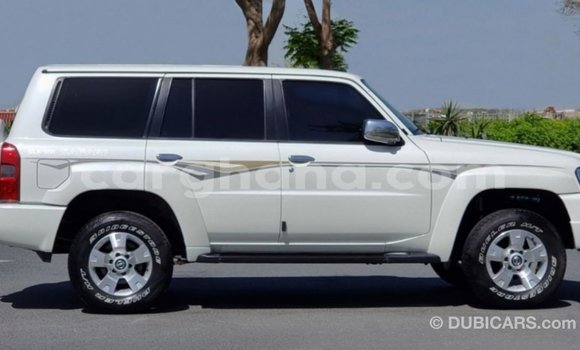Sayi Imported Nissan Patrol White Mota in Import - Dubai a Ashanti Sayi Imported Nissan Patrol White Mota in Import - Dubai a Ashanti