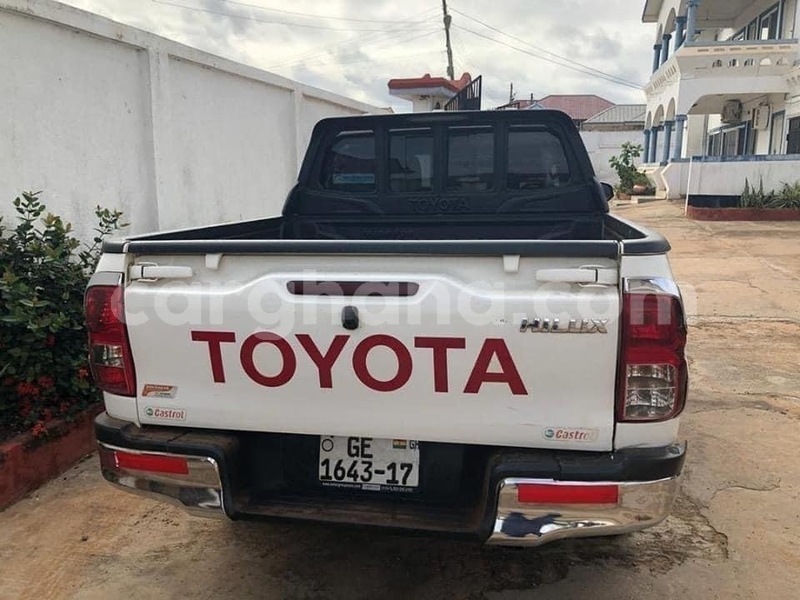 Big with watermark toyota hilux greater accra tema 44090