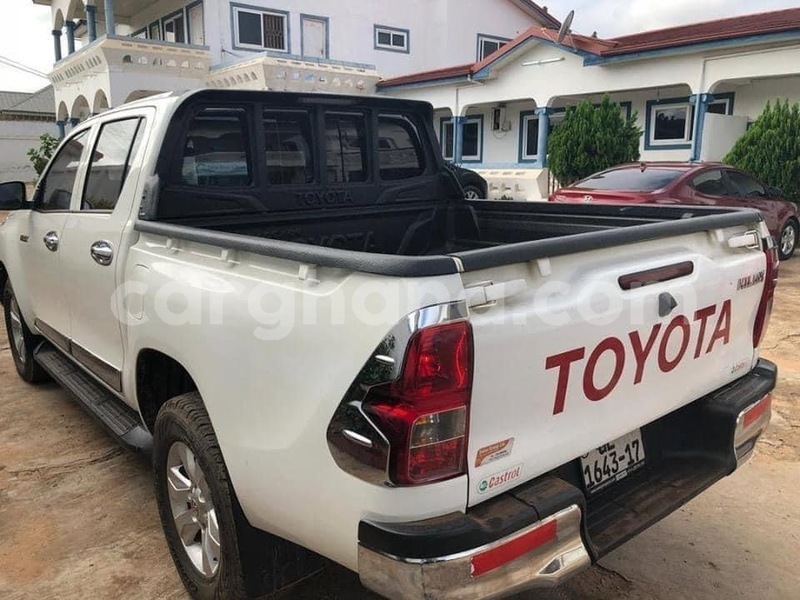 Big with watermark toyota hilux greater accra tema 44090