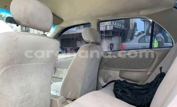 Sayi Na hannu Toyota Corolla Azurfa Mota in Accra a Greater Accra Sayi Na hannu Toyota Corolla Azurfa Mota in Accra a Greater Accra