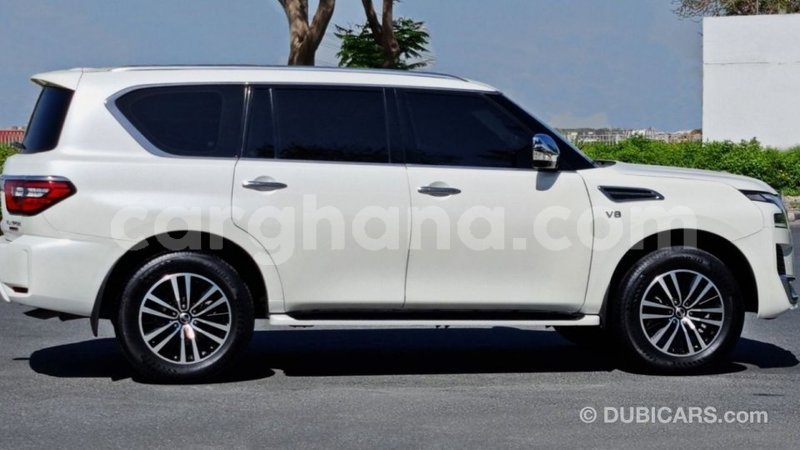 Big with watermark nissan patrol ashanti import dubai 44120