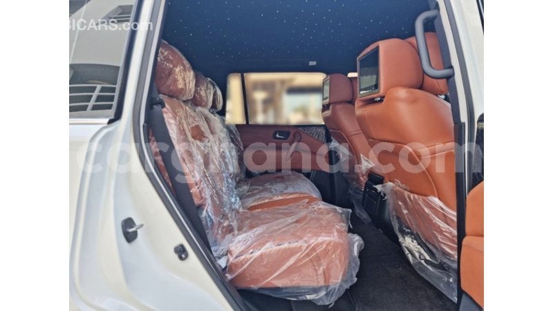 Big with watermark nissan patrol ashanti import dubai 44120