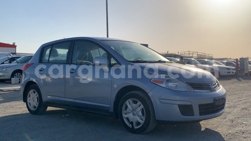 Big with watermark nissan versa ashanti import dubai 44121