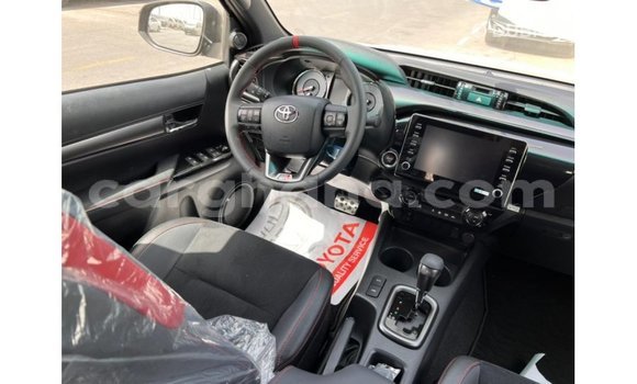 Buy Import Toyota Hilux Black Car in Import - Dubai in Ashanti Buy Import Toyota Hilux Black Car in Import - Dubai in Ashanti