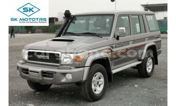 Buy Import Toyota Land Cruiser Brown Car in Import - Dubai in Ashanti
