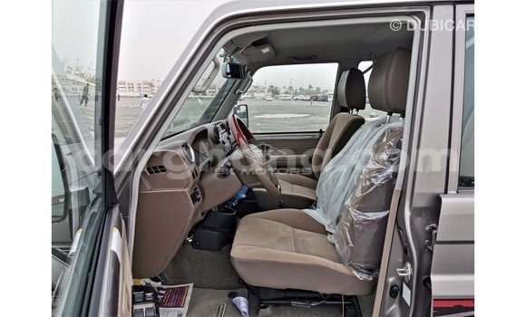 Sayi Imported Toyota Land Cruiser Brown Mota in Import - Dubai a Ashanti Sayi Imported Toyota Land Cruiser Brown Mota in Import - Dubai a Ashanti