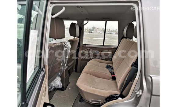 Sayi Imported Toyota Land Cruiser Brown Mota in Import - Dubai a Ashanti Sayi Imported Toyota Land Cruiser Brown Mota in Import - Dubai a Ashanti