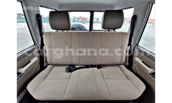 Sayi Imported Toyota Land Cruiser Brown Mota in Import - Dubai a Ashanti Sayi Imported Toyota Land Cruiser Brown Mota in Import - Dubai a Ashanti