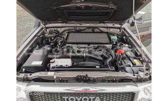 Sayi Imported Toyota Land Cruiser Brown Mota in Import - Dubai a Ashanti Sayi Imported Toyota Land Cruiser Brown Mota in Import - Dubai a Ashanti