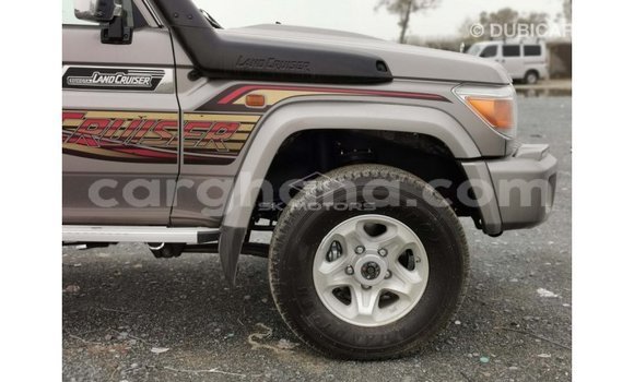 Sayi Imported Toyota Land Cruiser Brown Mota in Import - Dubai a Ashanti Sayi Imported Toyota Land Cruiser Brown Mota in Import - Dubai a Ashanti