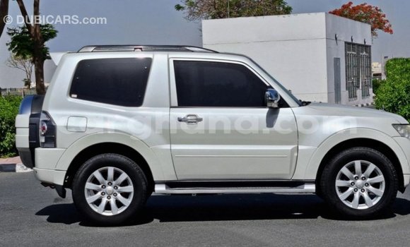 Buy Import Mitsubishi Pajero White Car in Import - Dubai in Ashanti Buy Import Mitsubishi Pajero White Car in Import - Dubai in Ashanti