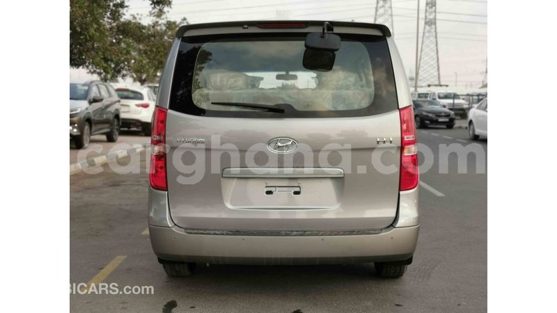 Big with watermark hyundai accent ashanti import dubai 44158