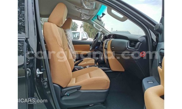 Sayi Imported Toyota Fortuner Black Mota in Import - Dubai a Ashanti Sayi Imported Toyota Fortuner Black Mota in Import - Dubai a Ashanti