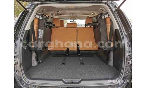 Sayi Imported Toyota Fortuner Black Mota in Import - Dubai a Ashanti Sayi Imported Toyota Fortuner Black Mota in Import - Dubai a Ashanti