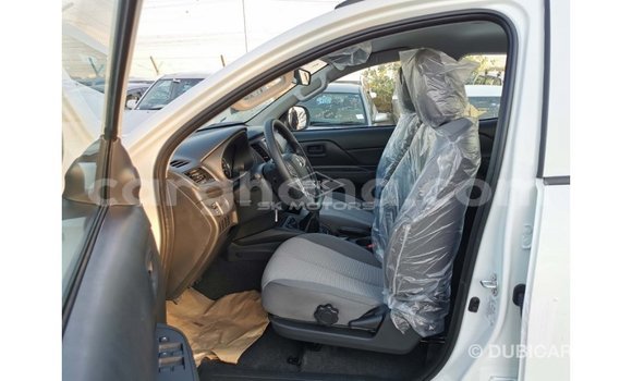 Ra Imported Mitsubishi L200 funfun Ọkọ̀ in Import - Dubai ni Ashanti Ra Imported Mitsubishi L200 funfun Ọkọ̀ in Import - Dubai ni Ashanti