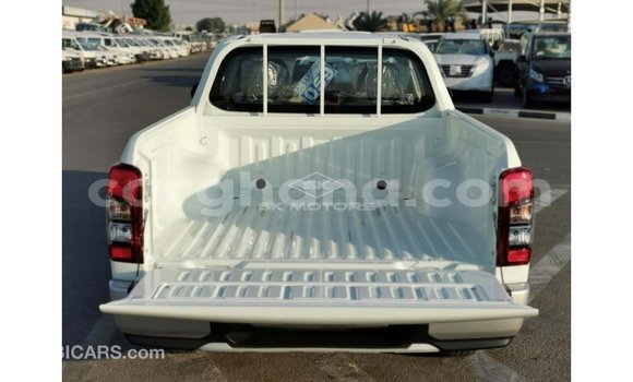 Ra Imported Mitsubishi L200 funfun Ọkọ̀ in Import - Dubai ni Ashanti Ra Imported Mitsubishi L200 funfun Ọkọ̀ in Import - Dubai ni Ashanti