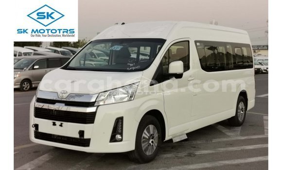 Ra Imported Toyota Hiace funfun Ọkọ̀ in Import - Dubai ni Ashanti