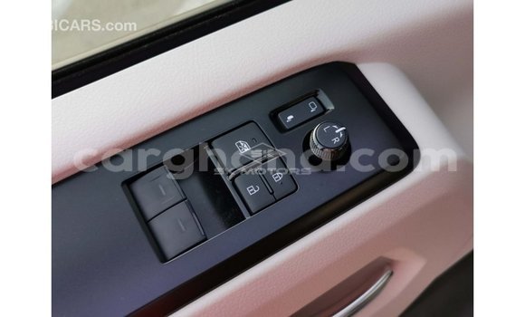 Buy Import Toyota Hiace White Car in Import - Dubai in Ashanti Buy Import Toyota Hiace White Car in Import - Dubai in Ashanti