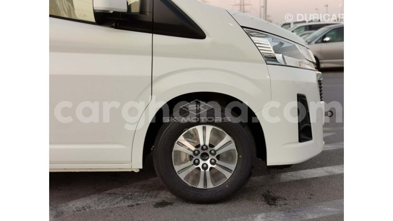 Big with watermark toyota hiace ashanti import dubai 44170