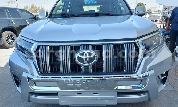 Buy Used Toyota Land Cruiser Prado Silver Car in Accra in Greater Accra Buy Used Toyota Land Cruiser Prado Silver Car in Accra in Greater Accra