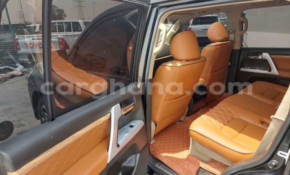 Buy Used Toyota Land Cruiser Black Car in Accra in Greater Accra Buy Used Toyota Land Cruiser Black Car in Accra in Greater Accra