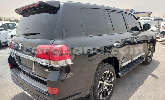 Buy Used Toyota Land Cruiser Black Car in Accra in Greater Accra Buy Used Toyota Land Cruiser Black Car in Accra in Greater Accra