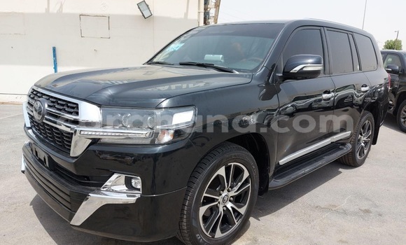 Buy Used Toyota Land Cruiser Black Car in Accra in Greater Accra Buy Used Toyota Land Cruiser Black Car in Accra in Greater Accra