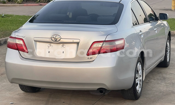 Sayi Na hannu Toyota Camry Azurfa Mota in Accra a Greater Accra Sayi Na hannu Toyota Camry Azurfa Mota in Accra a Greater Accra