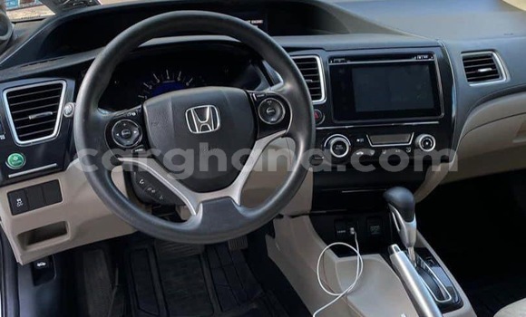 Sayi Na hannu Honda Civic White Mota in Tema a Greater Accra Sayi Na hannu Honda Civic White Mota in Tema a Greater Accra