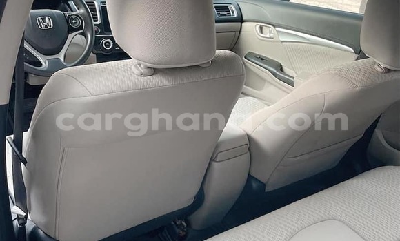 Sayi Na hannu Honda Civic White Mota in Tema a Greater Accra Sayi Na hannu Honda Civic White Mota in Tema a Greater Accra