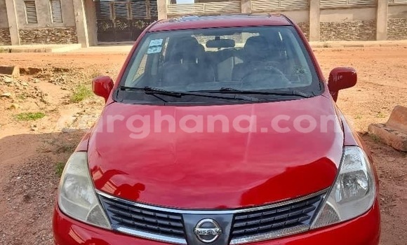 Sayi Na hannu Nissan Versa Red Mota in Tema a Greater Accra