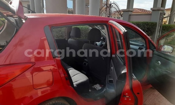 Ra Àlòkù Nissan Versa Red Ọkọ̀ in Tema ni Greater Accra Ra Àlòkù Nissan Versa Red Ọkọ̀ in Tema ni Greater Accra