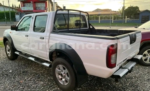 Buy Used Nissan Pickup White Car in Accra in Greater Accra Buy Used Nissan Pickup White Car in Accra in Greater Accra