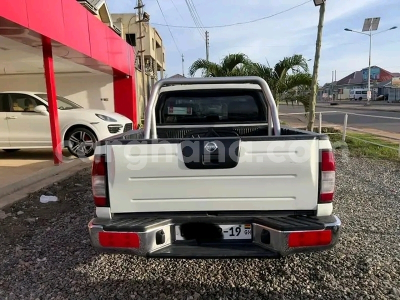 Big with watermark nissan hardbody greater accra accra 44212