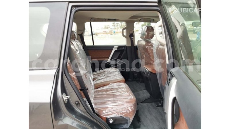 Big with watermark toyota prado ashanti import dubai 44215