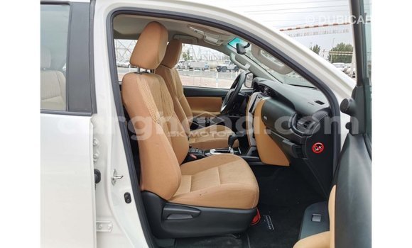Ra Imported Toyota Fortuner funfun Ọkọ̀ in Import - Dubai ni Ashanti Ra Imported Toyota Fortuner funfun Ọkọ̀ in Import - Dubai ni Ashanti